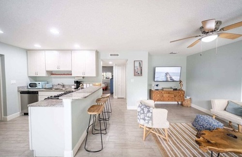 Cocoa Beach House | Steps to Beach + River | Family & Pet-Friendly