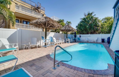 Bradenton Beach Condo | Steps to Beach - Seagrass Flats 2 by SeaBreeze Vacation