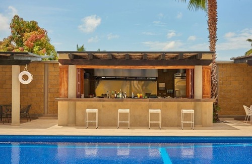 El Tezal Hotel | Steps to Medano Beach – 3 Units | Parking & Easy Access to Dining & Marina
