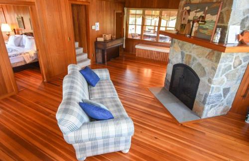 East Orleans House | Steps to Nauset Beach Private Yard