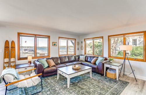 Powers Lake House | Steps to Powers Lake Wisconsin Family Home