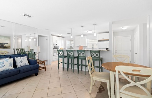 Whitney Beach Condo | Steps to Sand & Sunset – Charming Condo at The Outrigger by RVA