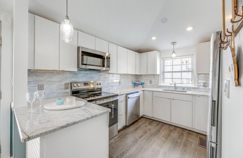 Dewey Beach Cottage | Steps to Shore: Newly Renovated Dewey Beach Home!
