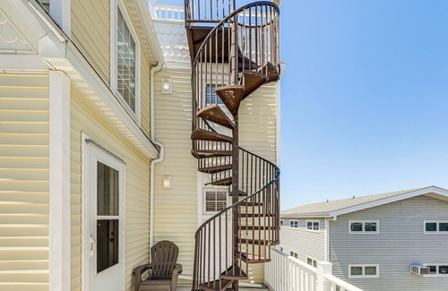 Dewey Beach Cottage | Steps to Shore: Newly Renovated Dewey Beach Home!