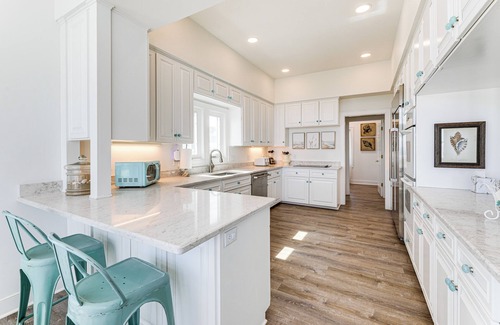 Bethany Beach House | Steps to Shore: Spacious Bethany Beach Retreat