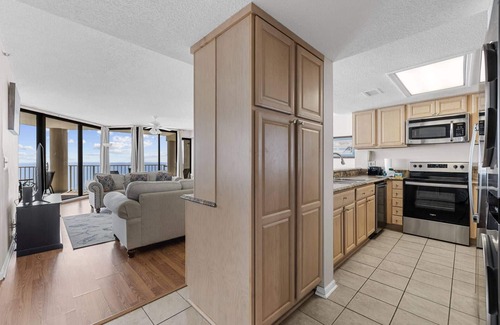 Garden City Condo | Steps to the Beach- Short Drive to Dining/shops - w/Free Tickets to Local Attractions - OOP 1105