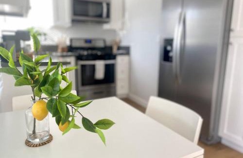 Huntington Beach Apartment | Steps To The Beach, Main Street and Pacific City - OCEAN VIEWS