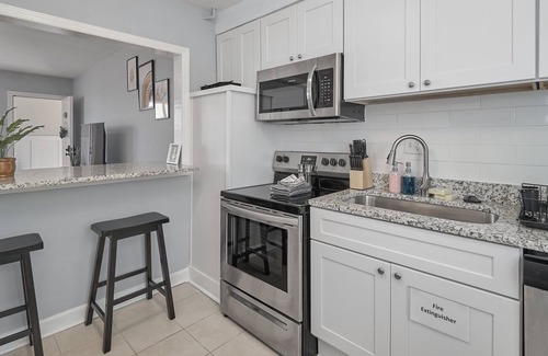 Cottage Line Apartment | Steps to the Beach/Pool, Bay Side Suite