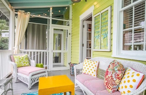 Tybee Island Cottage | Steps to the beach!