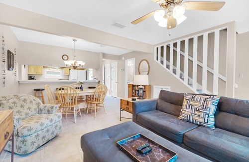 Sugar Beach Condo | ☀️Steps2Beach-Comm.Pool-Navarre Pier-2BR Sugar Beach F-27