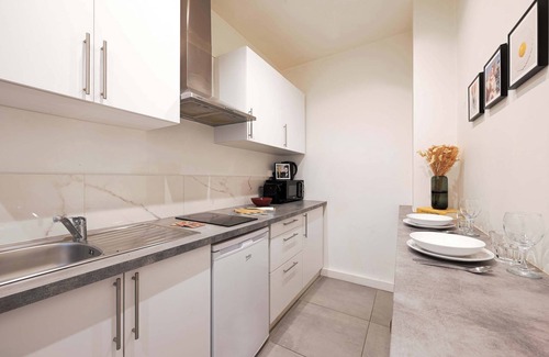 Epinettes Apartment | Stilish Bohemian Apartment in the heart of Batignolles - Paris 17e