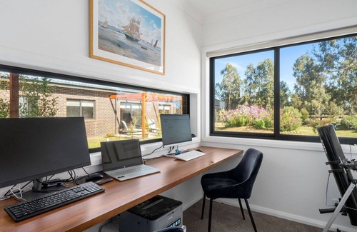 Mansfield House | Stockmans Rise - A generously spacious house complemented by high country style & taste