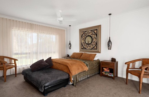 Mansfield House | Stockmans Rise - A generously spacious house complemented by high country style & taste