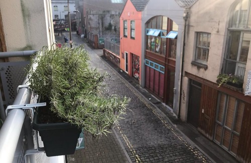 Saint Paul's Apartment | Stokes Croft Hideaway