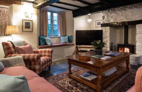 Grasmere House | Stone Arthur Cottage