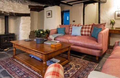 Grasmere House | Stone Arthur Cottage