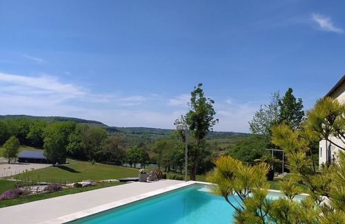 Le Boulve House | Stone cottage south of Lot, Occitanie. Calm, nature, countryside, pond, horses