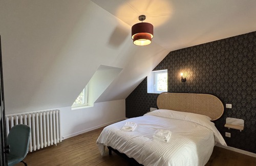 Louvigny House | Stone house 10 minutes from the city center of Caen by bike!