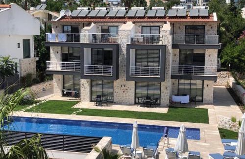 Kalkan Apartment | Stone House Aparts 1 plus 1 mit Poolterrasse Kalkan No 1