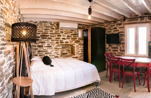 Panormos House | Stone House -Imarkellis Boutique Villas