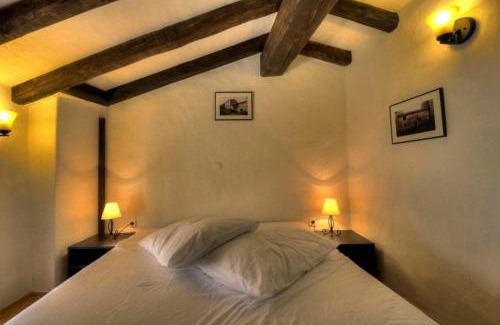 Kotli House | Stone House Kotli