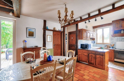 Sarlat-la-Caneda Ski Chalet | Stone house with a terrace, ideal for 4 people