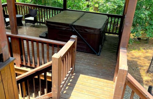 Broken Bow Apartment | Stone Mountain Lodge Luxurious Rustic Retreat