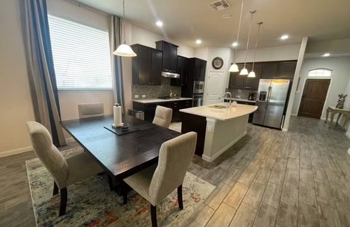 Wetmore House | Stone Oak Home Near JW Marriot