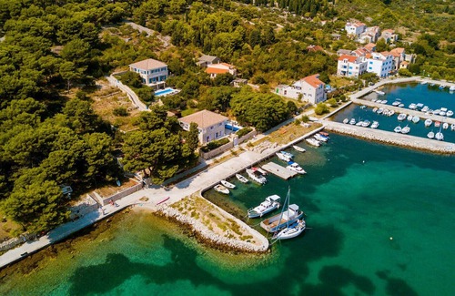 Prvic Luka Villa | Stone Villa Marceline, in Dalmatia,with a Pool