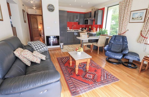 Grasmere Cottage | STONEGARTH COTTAGE, with a garden in Grasmere