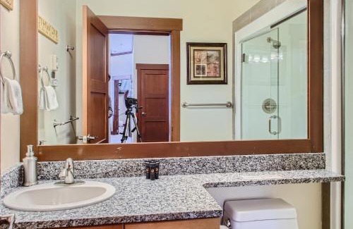 Big White Ski Resort Apartment | Stonegate Resort Unit A401