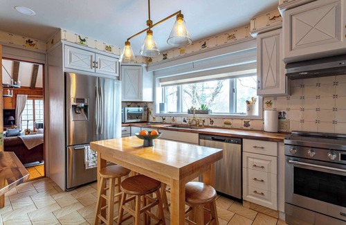 Rowland House | Stonehaven on the Delaware: Direct River Access