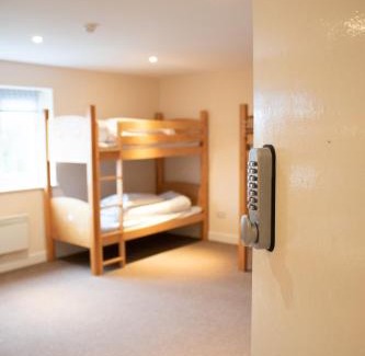 Winterbourne Earls Hostel | Stonehenge Hostel