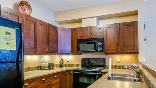 Sun Peaks Apartment | Stones Throw #11 By Bear Country