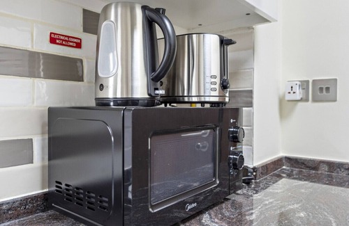 Discovery Gardens Apartment | StoneTree - Azizi Shaista Studio - Cozy Apartment