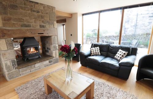 Midhopestones House | Stoneycroft Barn