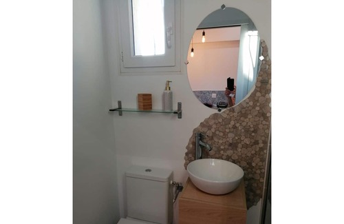 Bouzigues Apartment | STOPOVER IN BOUZIGUES 400m from the Etang de Thau