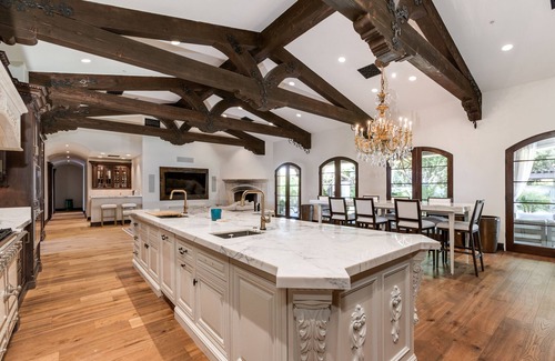 Camelback East House | STR 2025 002405 - Tuscan Camelback Mountain Mansion - Close to everything!