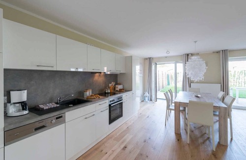 Niendorf Apartment | (STR92) Holiday apartment "Gartenresidenz Strandstraße" - Holiday apartment