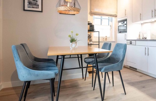Wenningstedt-Braderup Apartment | Strandgut apartment 4 - Apartment in the house Strandgut with 3 rooms on approx. 80 m²,