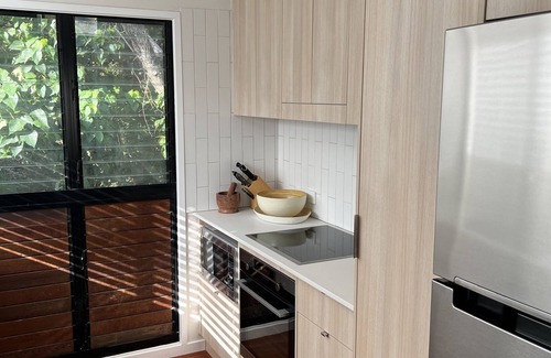 Point Lookout House | Straddie Beach House 1. Point Lookout, Straddie. 4 minute walk to Home Beach.