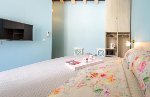 Dubrovnik Old Town House | Stradun View En Suite Rooms & Studio
