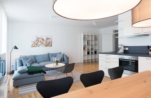 Binz Apartment | Strandhaus Seeblick Apartment 11 to 6 people directly on Binz beach