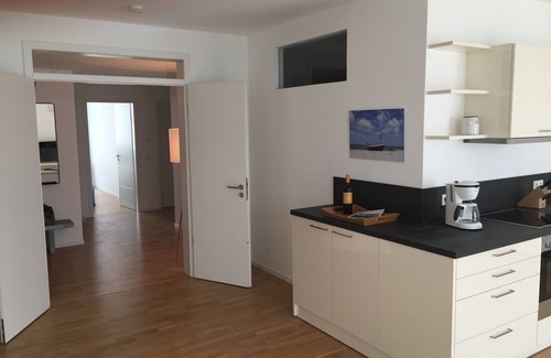 Binz Apartment | Strandhaus Seeblick Apartment 11 to 6 people directly on Binz beach