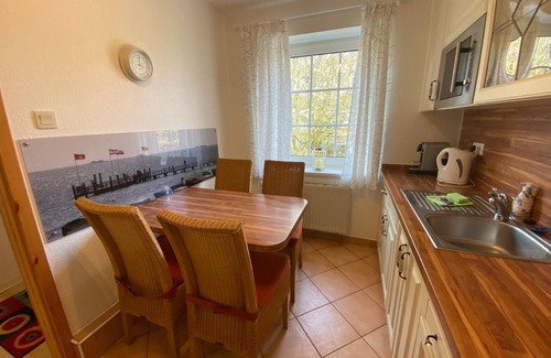 Wyk auf Foehr House | Strandkrabbe - Holiday home Strandkrabbe - close to the beach, 3 bedrooms, garden
