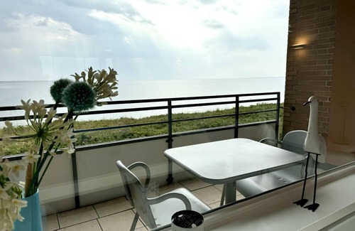 List Apartment | Strandliebe - Modern app. with balcony, sea view, parking space, WLAN.