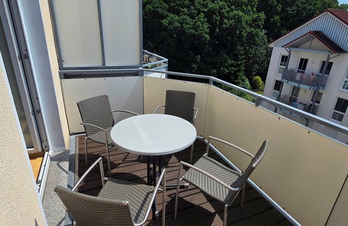 Graal Mueritz Apartment | Strandnahe 2-zi.r-fewo für 4 Pers. im 2. Obergeschoss mit Fahrstuhl
