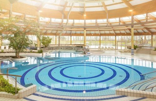 Lobbe Apartment | strandnahe FeWo mit Balkon, gratis Nutzung vom AHOI Erlebnisbad und Sauna in Sellin - Rex Rugia FeWo 13-6