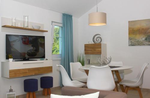 Lobbe Apartment | strandnahe FeWo mit Balkon, gratis Nutzung vom AHOI Erlebnisbad und Sauna in Sellin - Rex Rugia FeWo 13-6