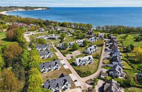 Lobbe Apartment | strandnahe FeWo mit Balkon, gratis Nutzung vom AHOI Erlebnisbad und Sauna in Sellin - Rex Rugia FeWo 10-7